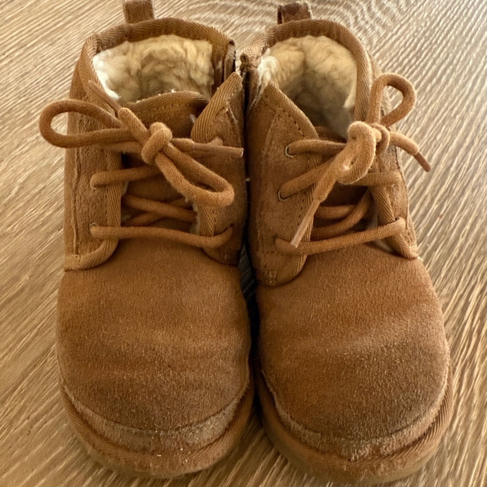 Ugg Neumel Boots size 12